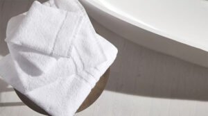 Tudor Hotel Towels Hand Towel